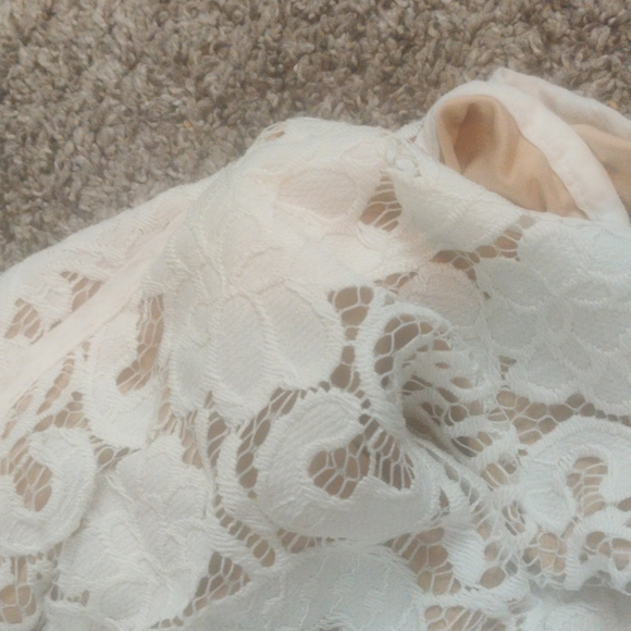 Bebe Lace Shorts, Small, White Tan - Picture 4 of 4